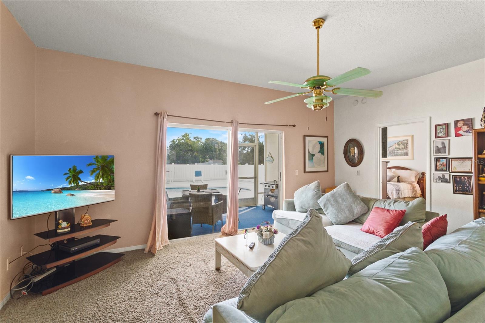 Image 10 of 32 For 906 Berwick Drive