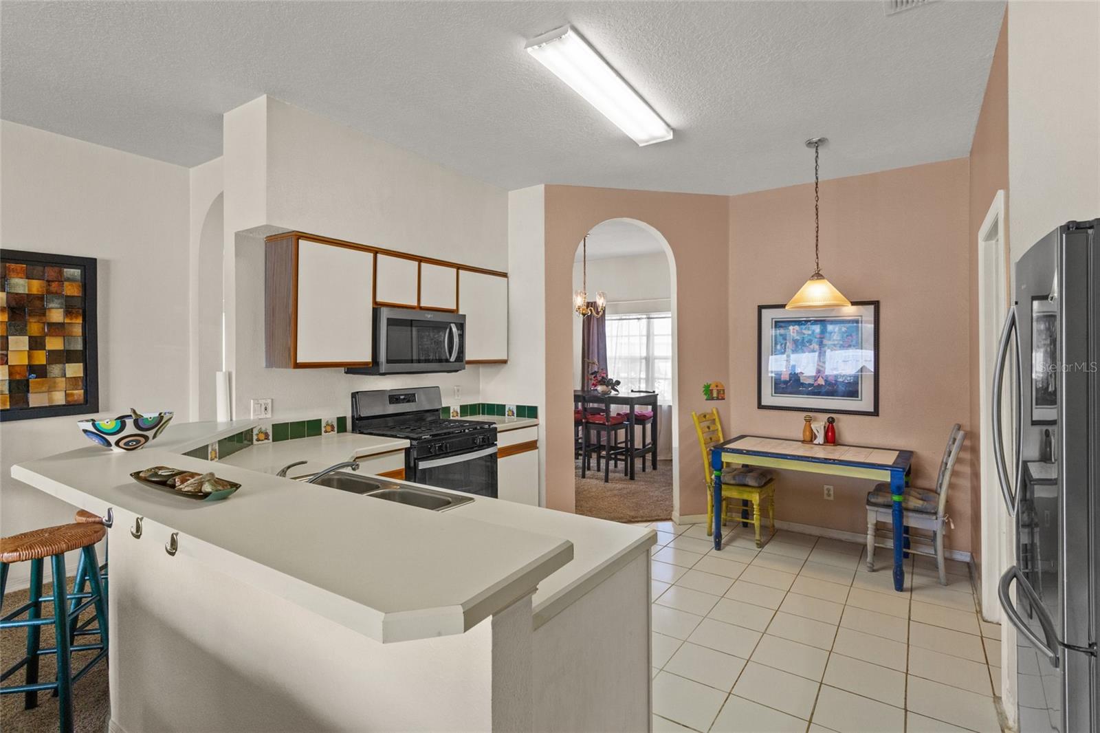 Image 11 of 32 For 906 Berwick Drive