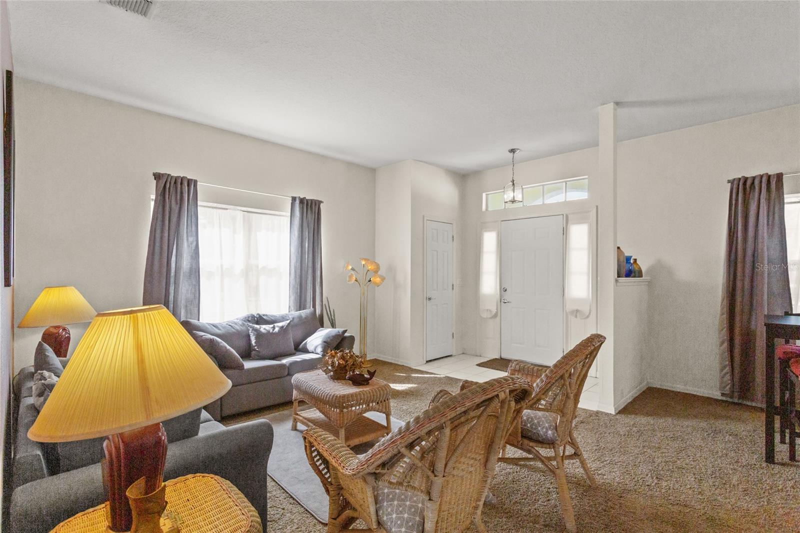 Image 6 of 32 For 906 Berwick Drive