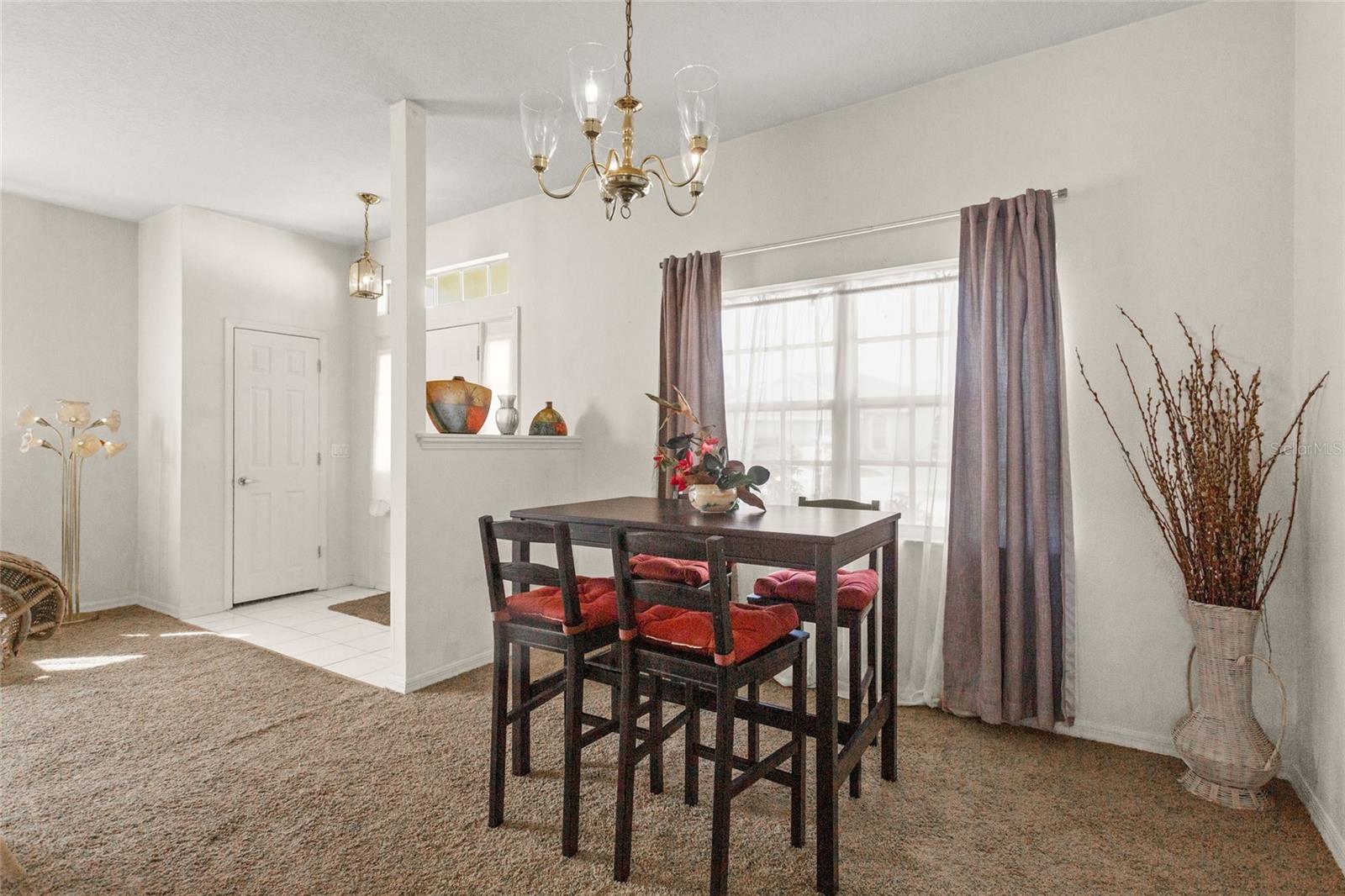 Image 7 of 32 For 906 Berwick Drive