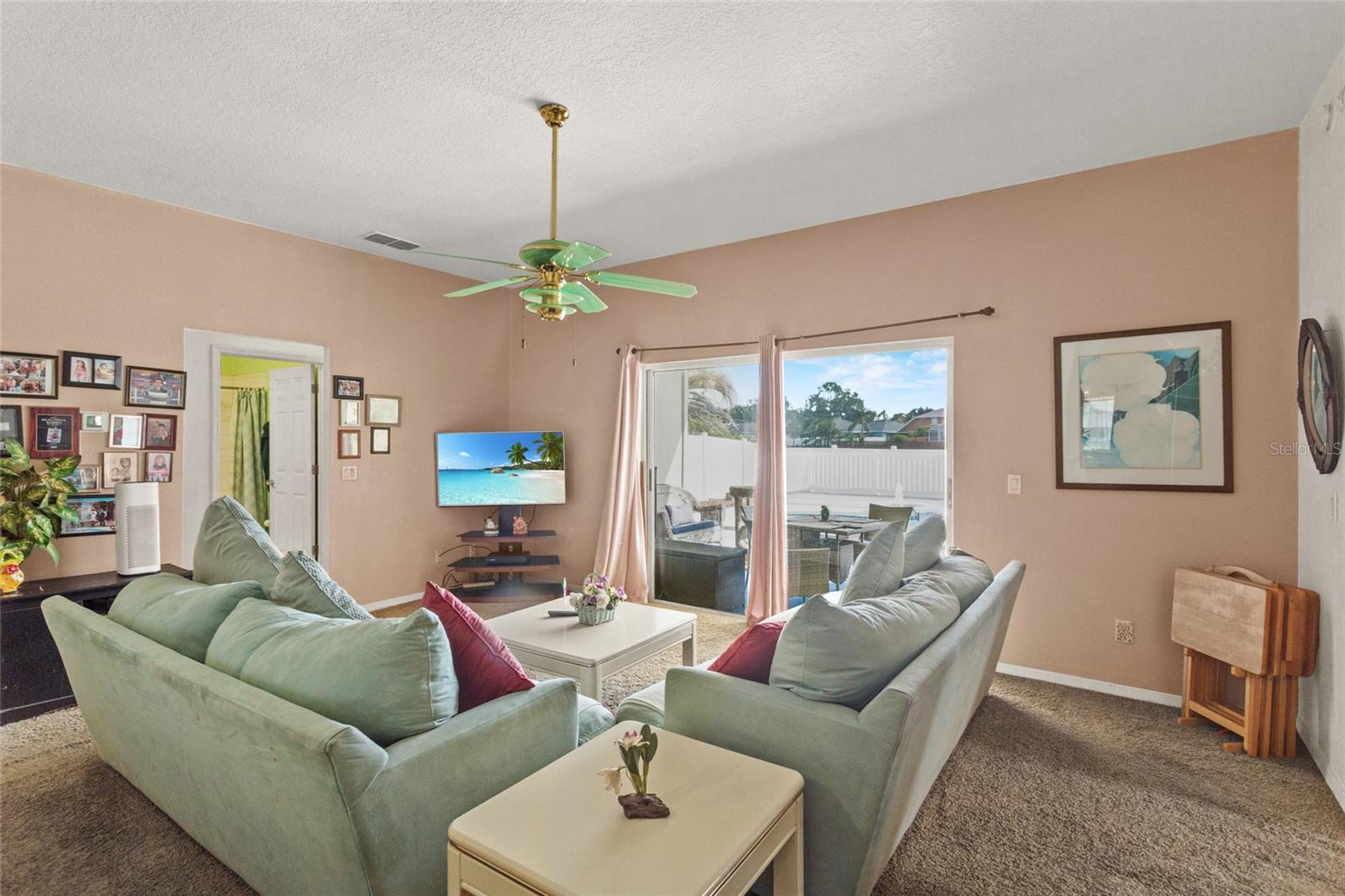 Image 9 of 32 For 906 Berwick Drive
