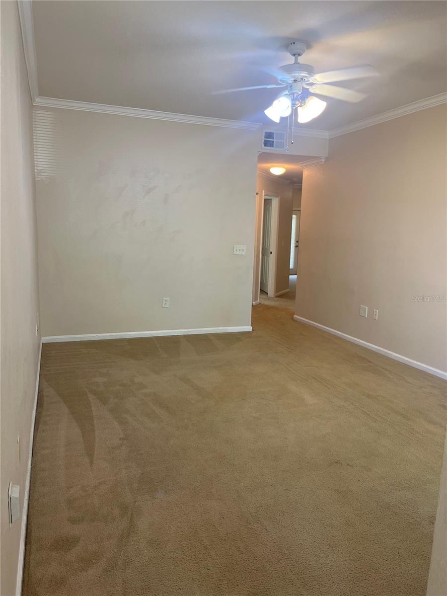 Image 2 of 18 For 11903 Sandy Knoll Court 916