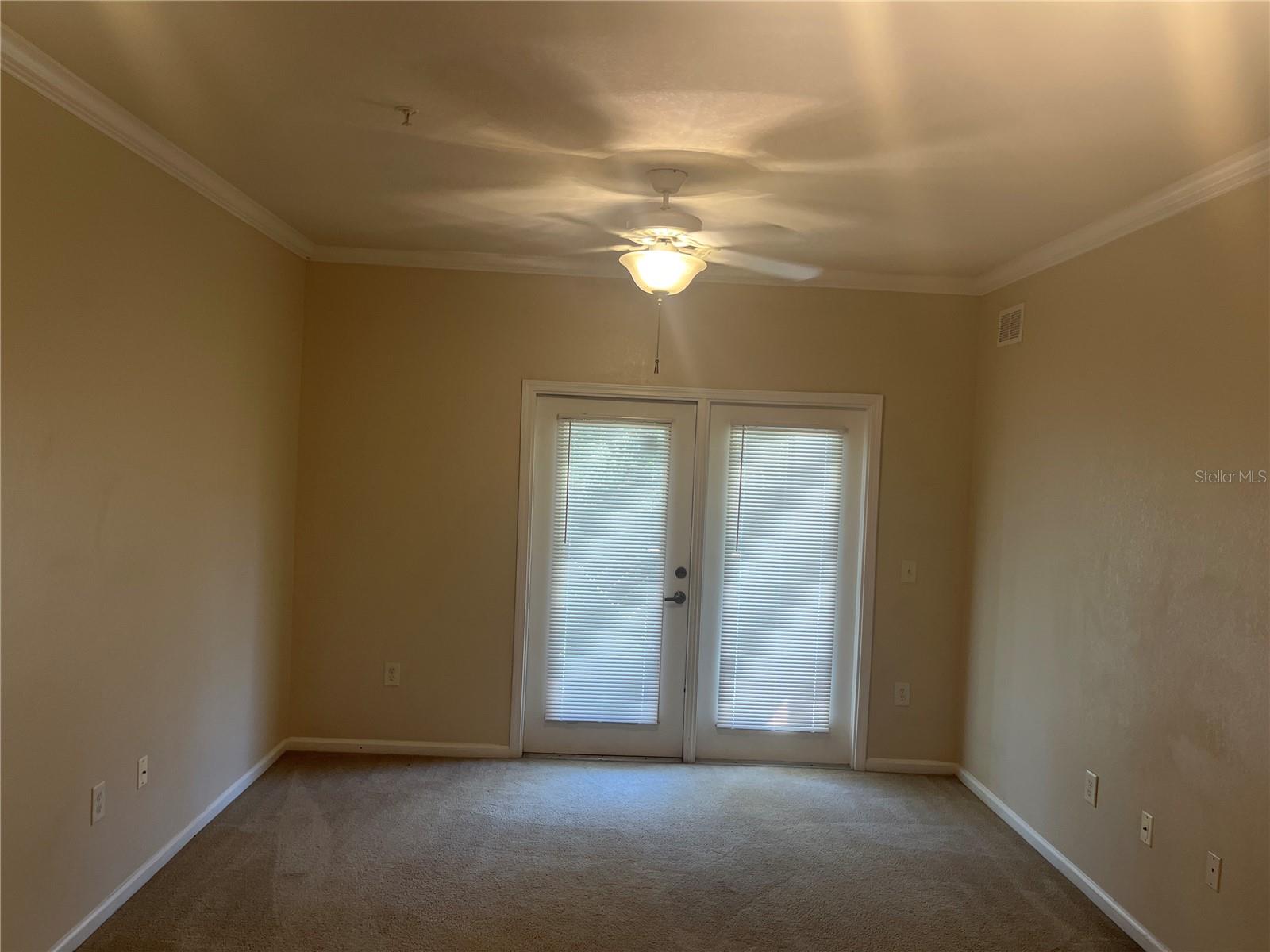 Image 6 of 18 For 11903 Sandy Knoll Court 916