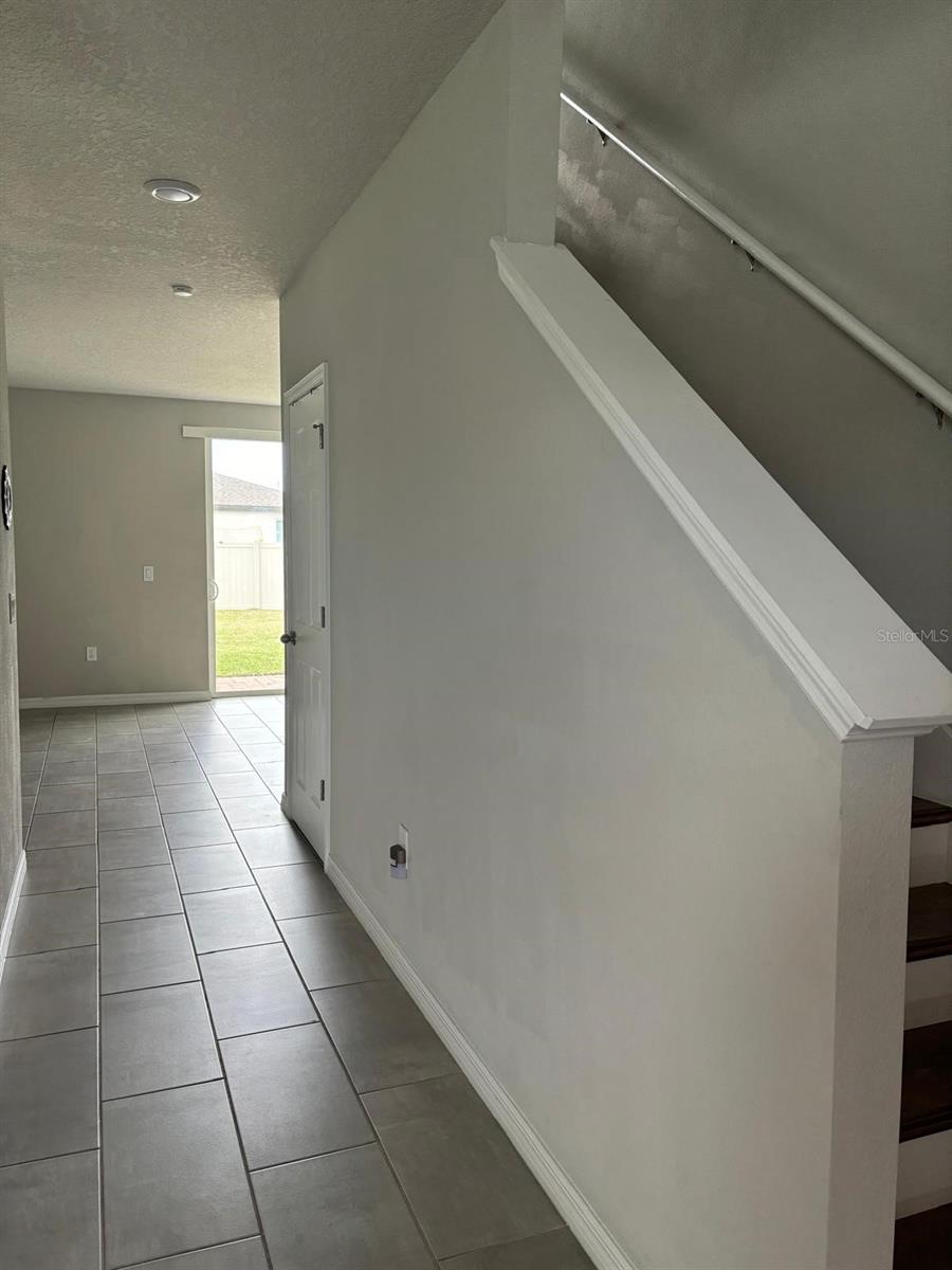 Image 7 of 21 For 1210 Zambrana Court