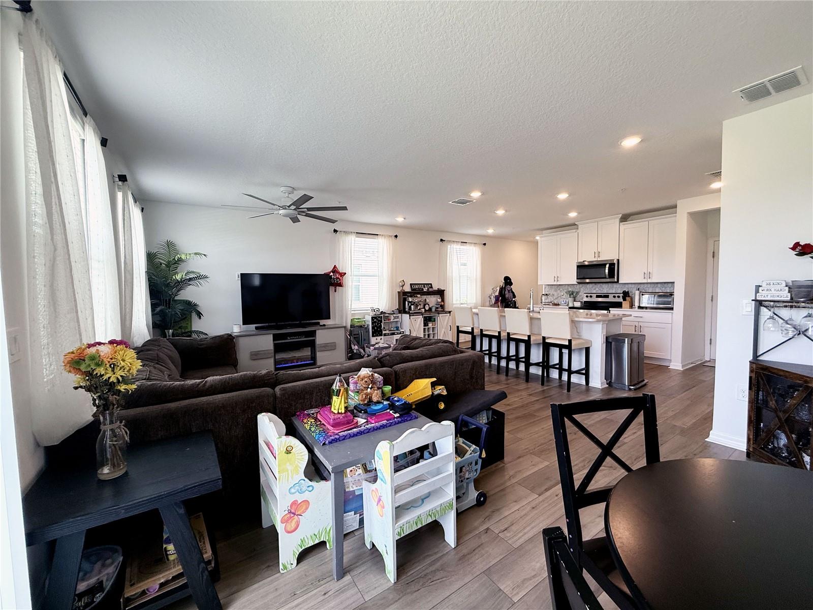 Image 7 of 20 For 2086 Crape Jasmine Lane