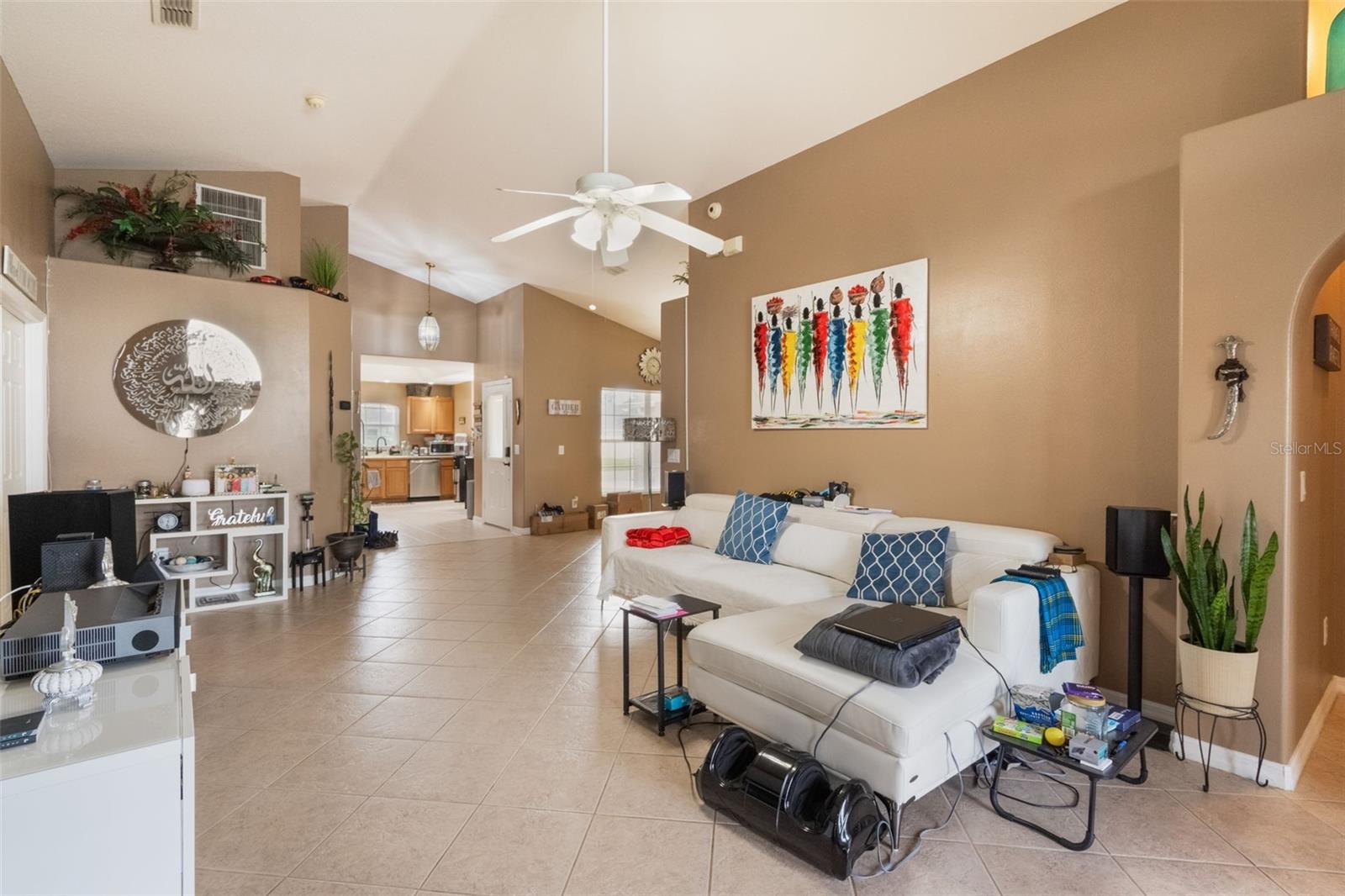 Image 11 of 49 For 2912 Lazlo Lane