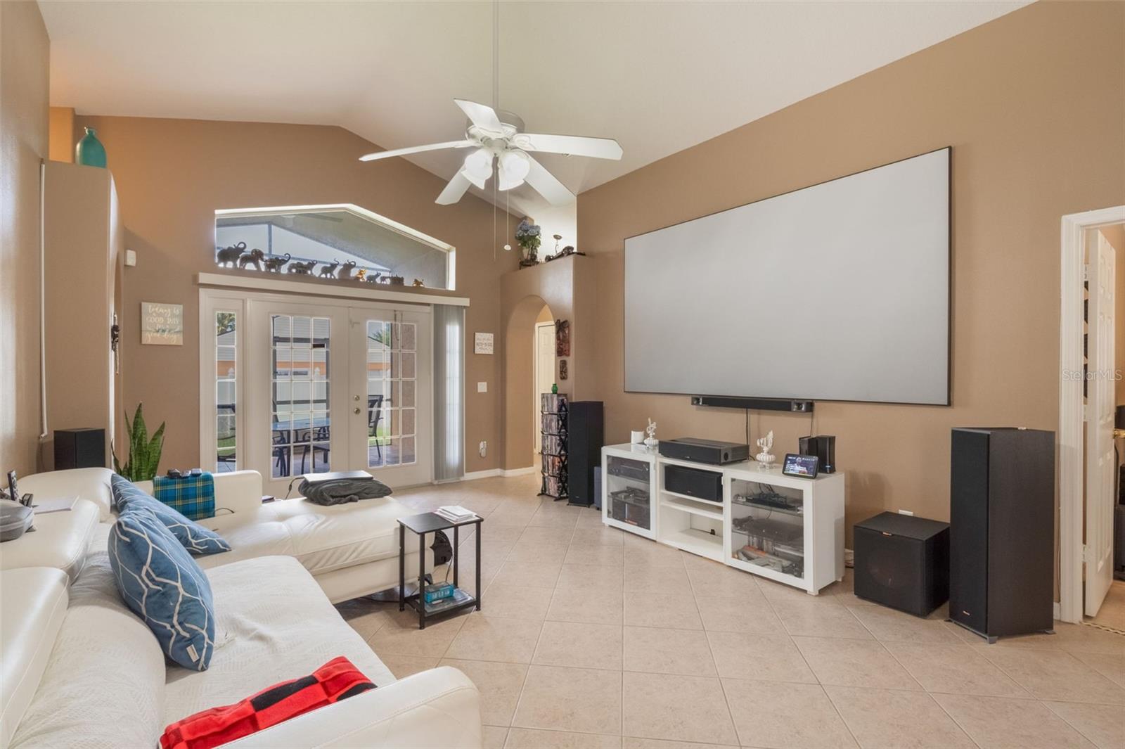 Image 4 of 49 For 2912 Lazlo Lane