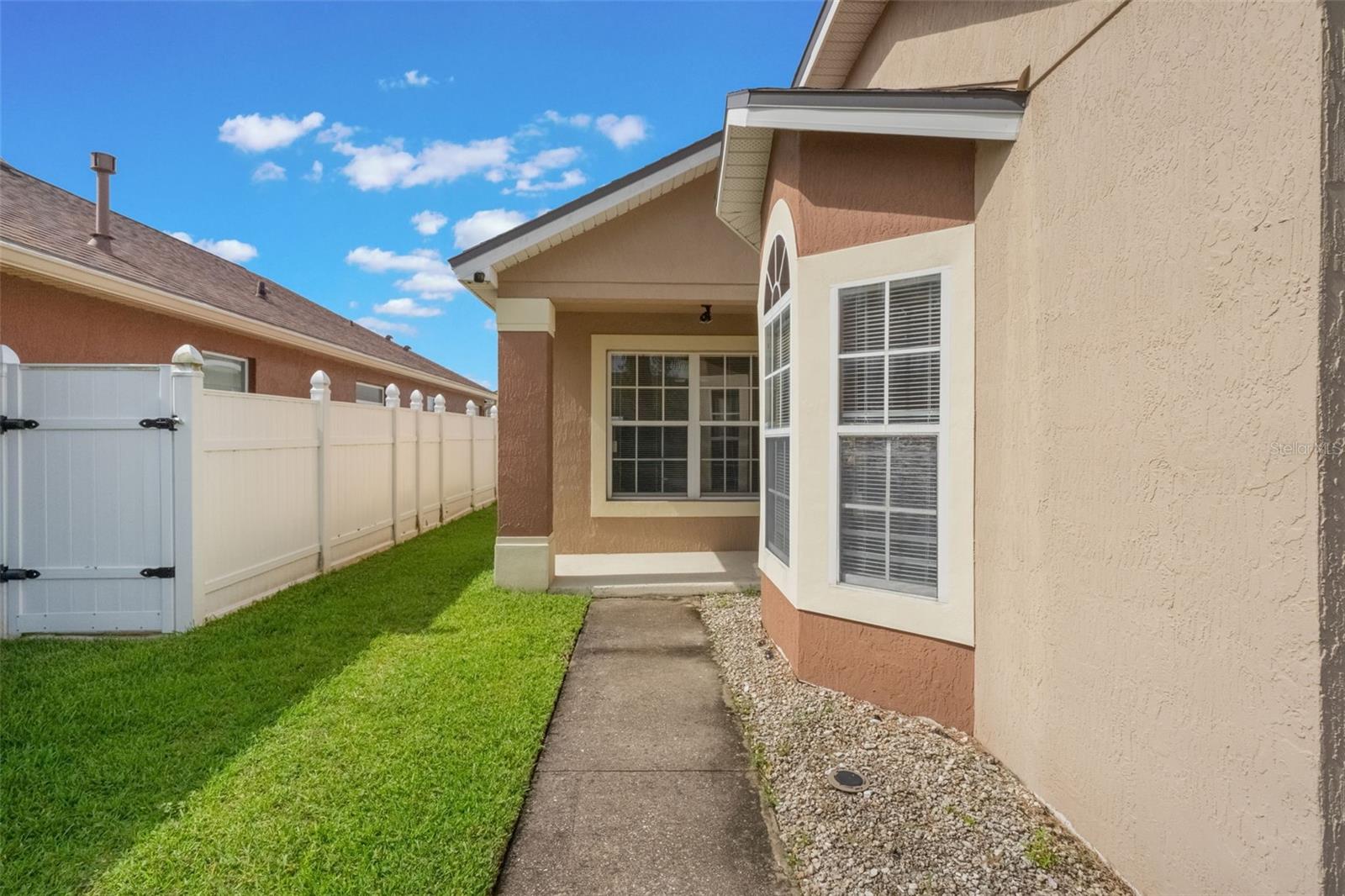 Image 6 of 49 For 2912 Lazlo Lane