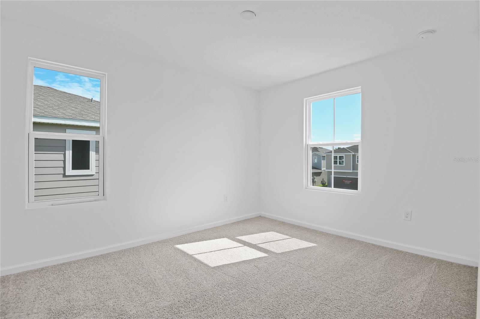 Image 13 of 20 For 746 Lake Dell Avenue
