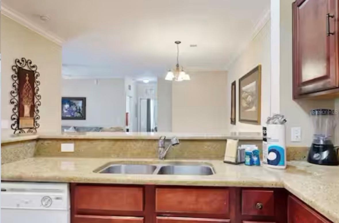 Image 10 of 59 For 1375 Tuscana Lane 1405