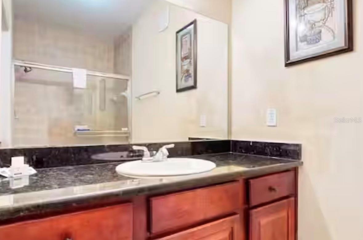 Image 21 of 59 For 1375 Tuscana Lane 1405