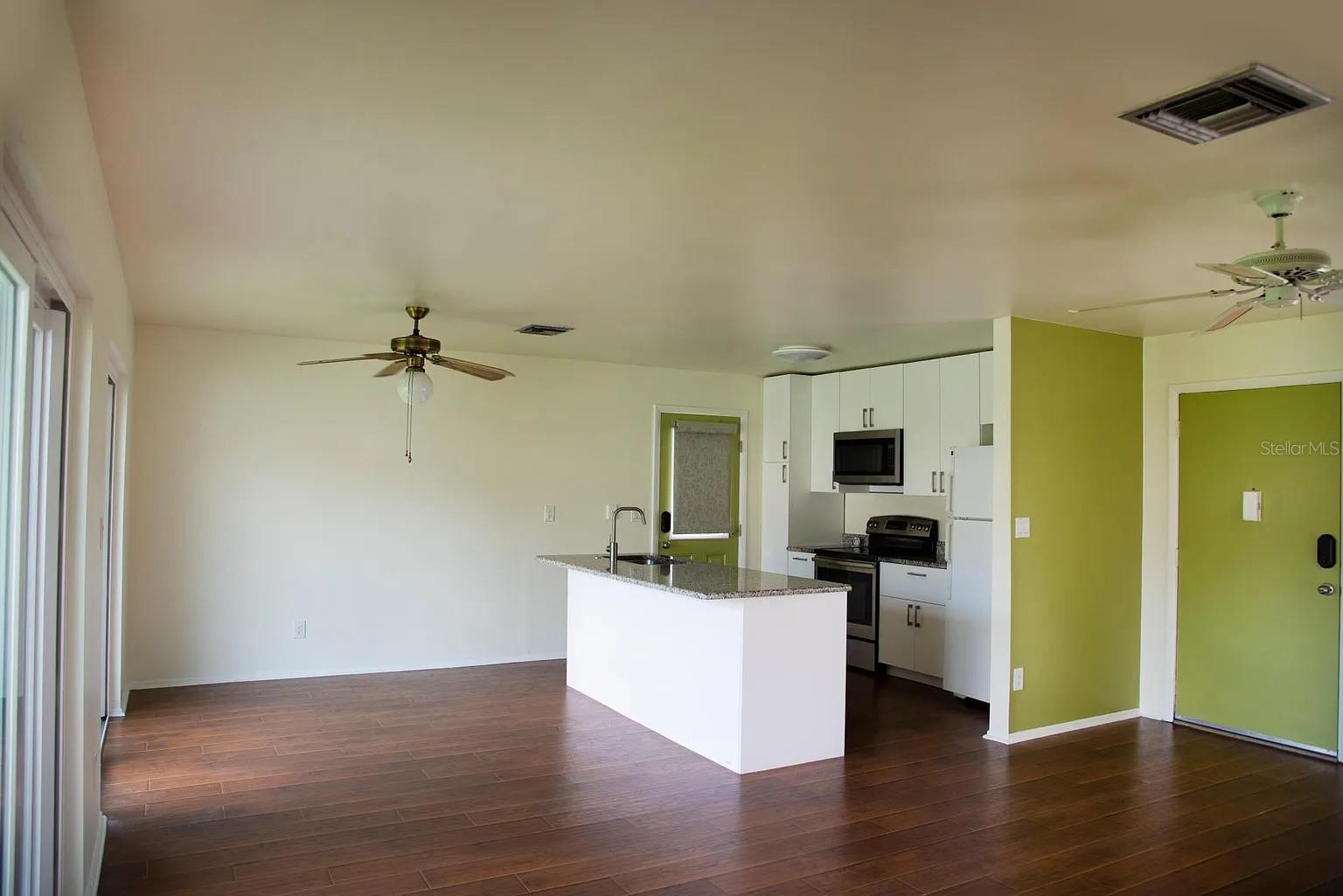 Image 7 of 15 For 10116 Fairtree Lane