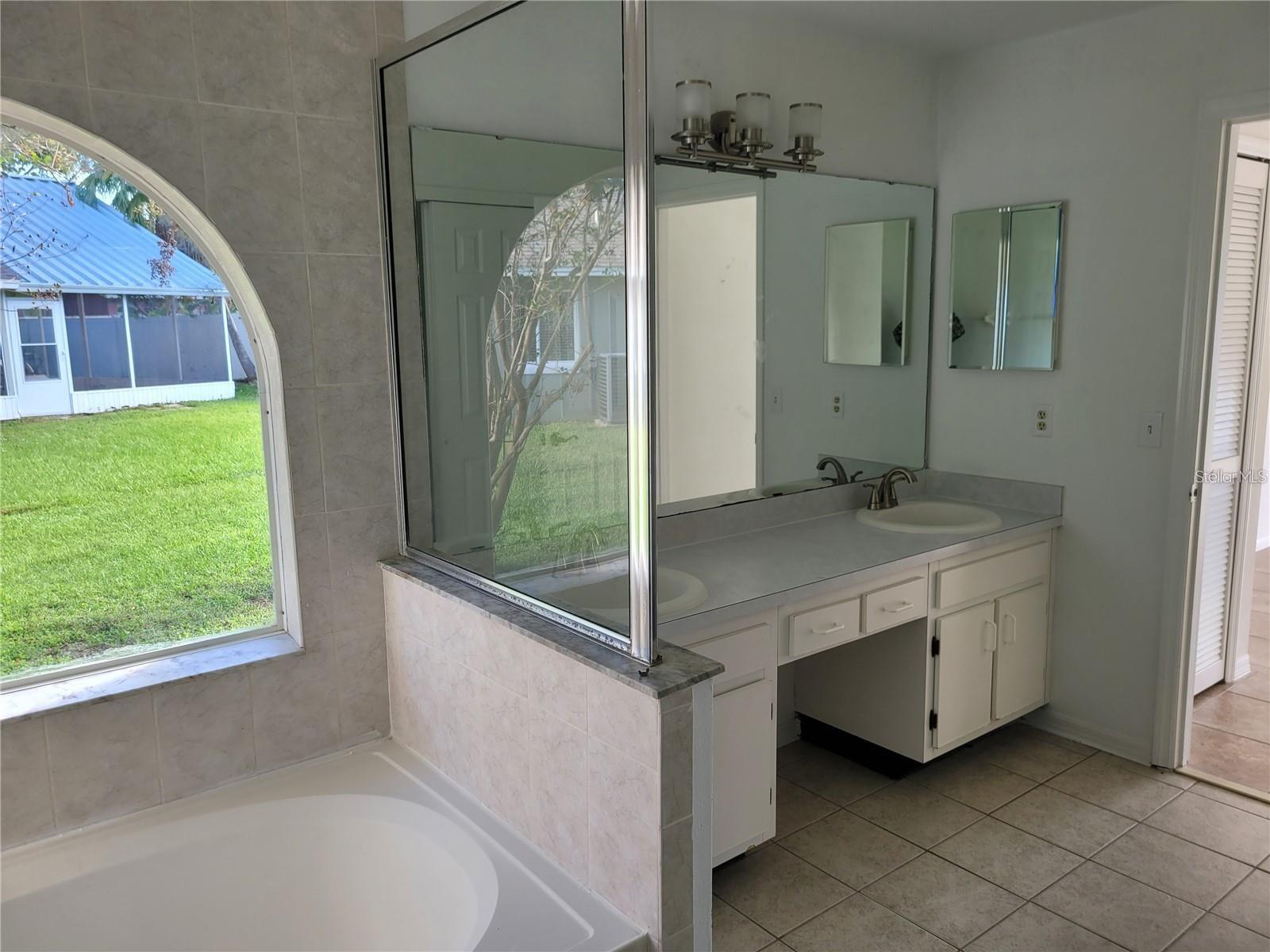 Image 15 of 17 For 2701 Sebastian Court