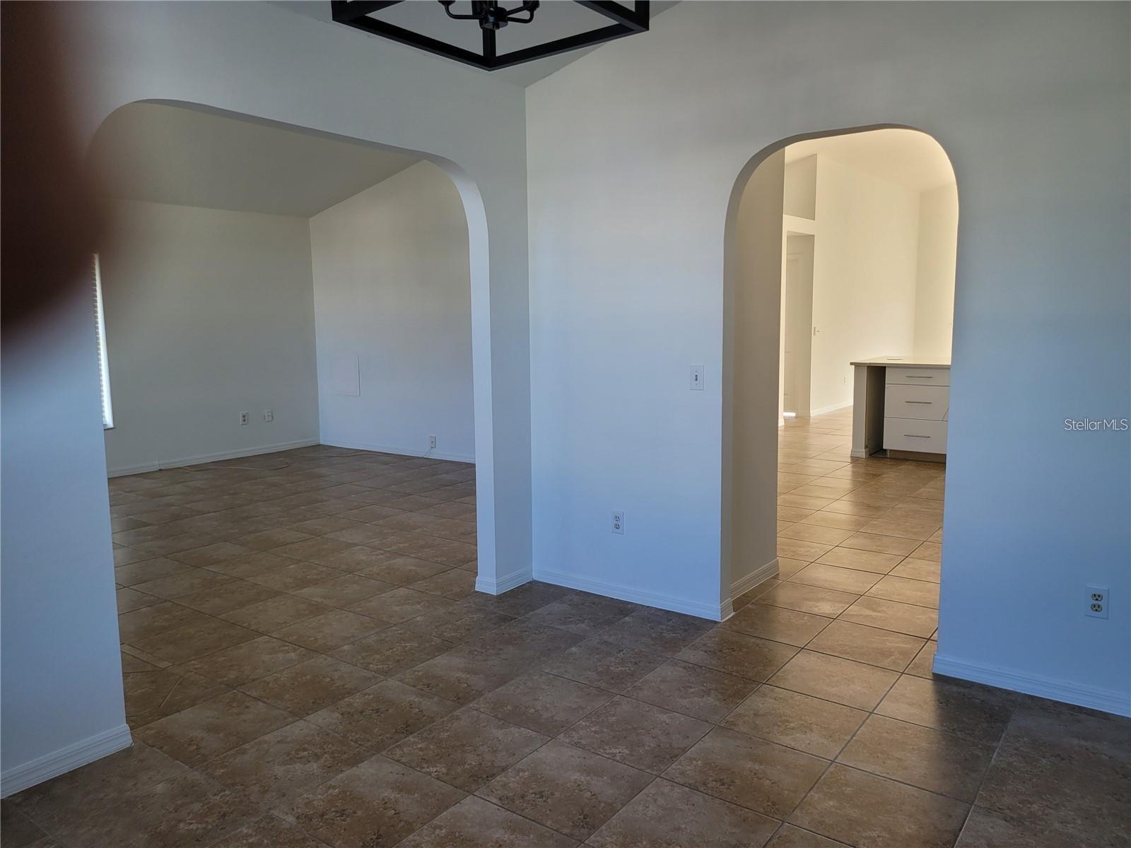 Image 5 of 17 For 2701 Sebastian Court