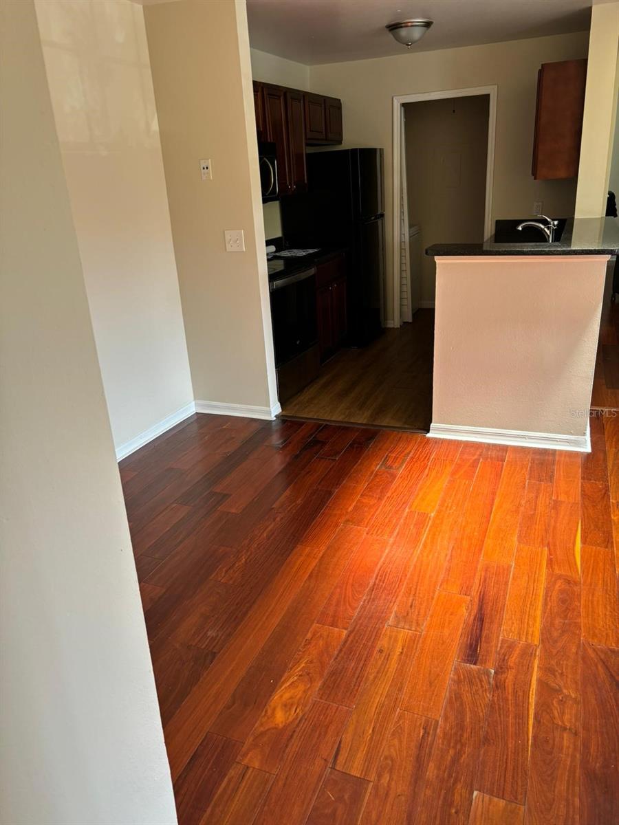 Image 4 of 15 For 6148 Westgate Drive 302