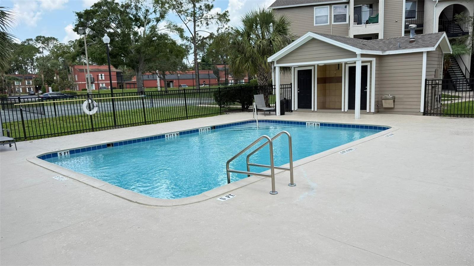 Image 16 of 16 For 4728 Walden Circle 32