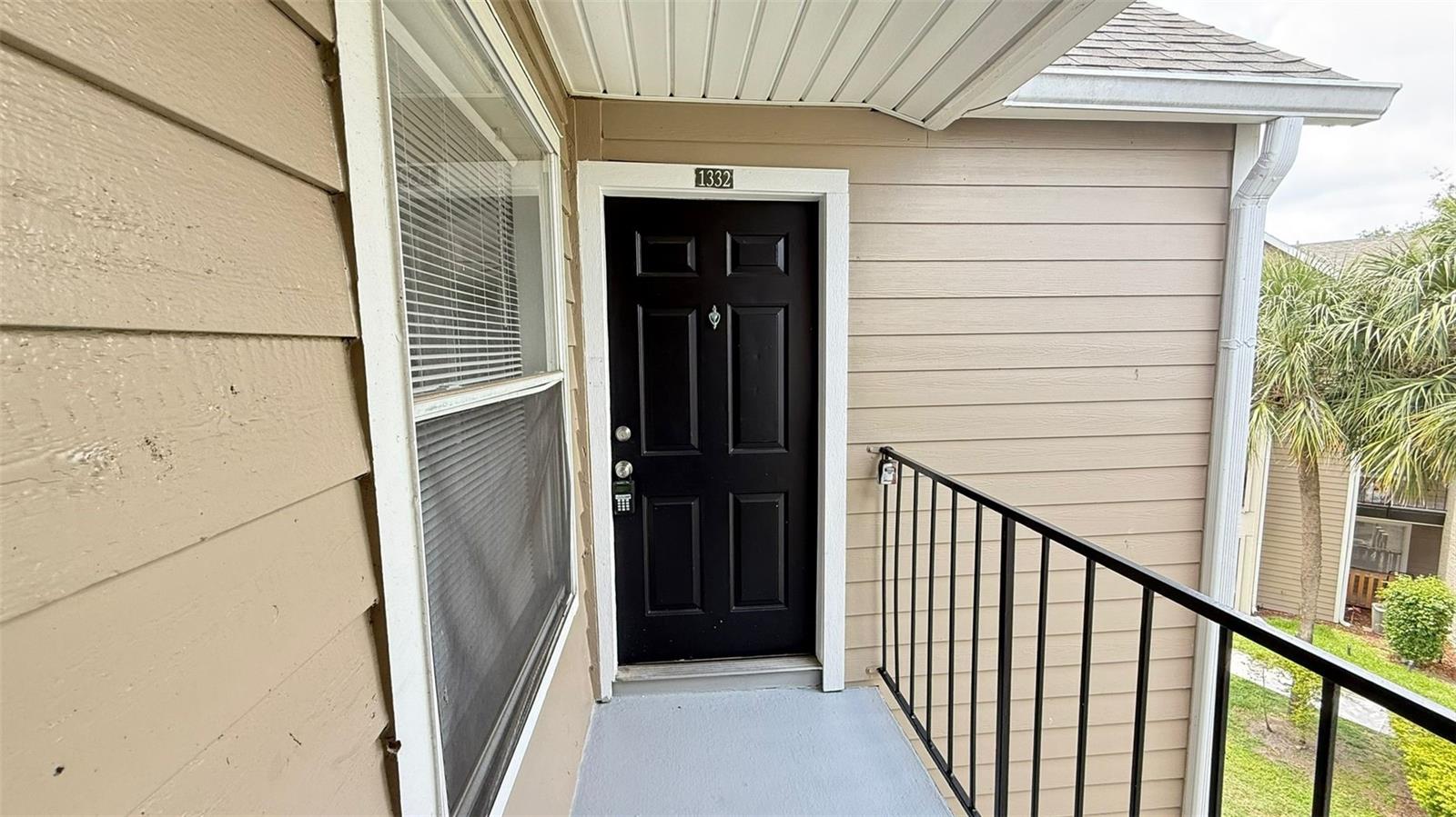 Image 3 of 16 For 4728 Walden Circle 32