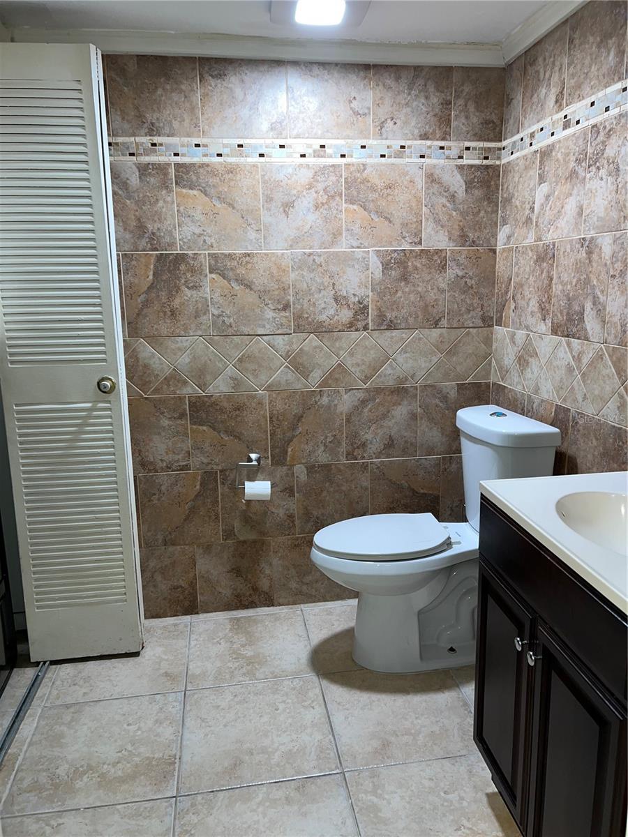 Image 10 of 28 For 5826 Peregrine Avenue F01