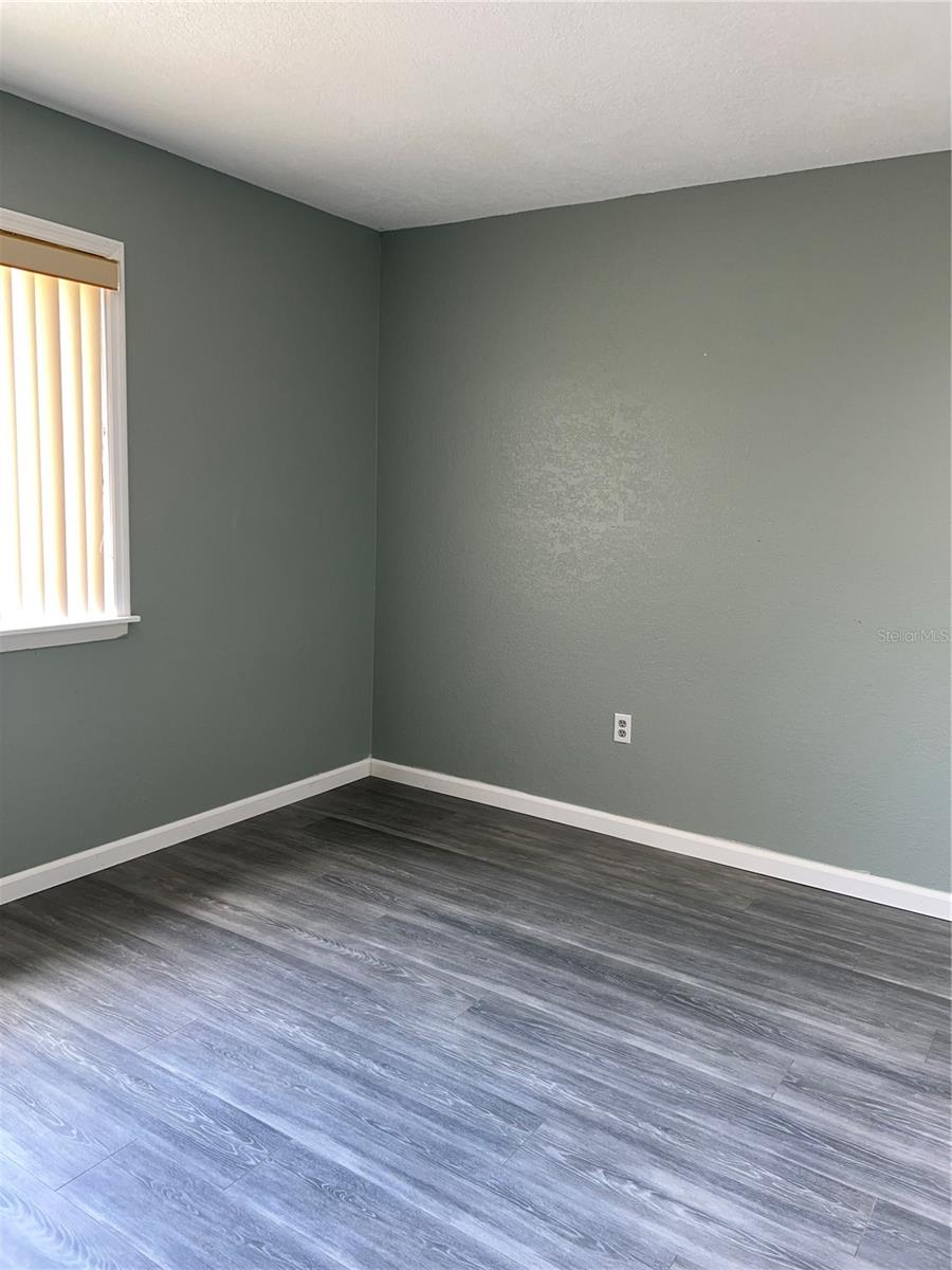 Image 20 of 28 For 5826 Peregrine Avenue F01