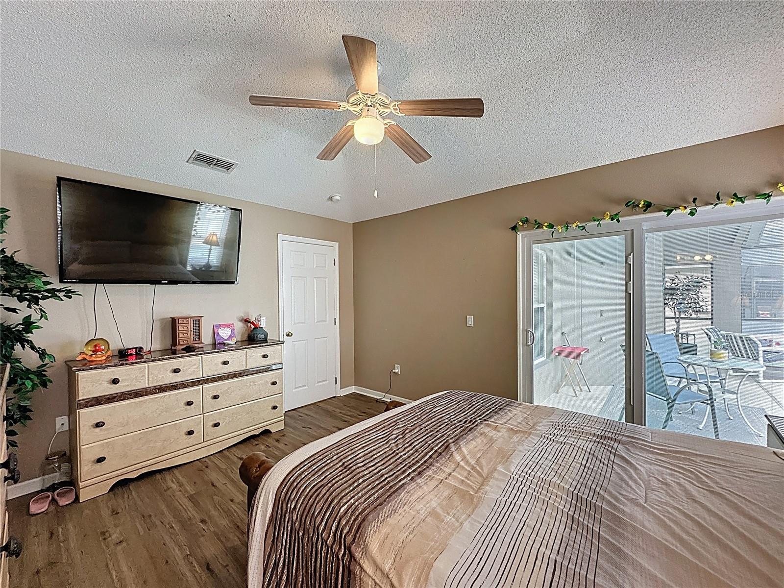 Image 30 of 98 For 1364 Rebecca Drive