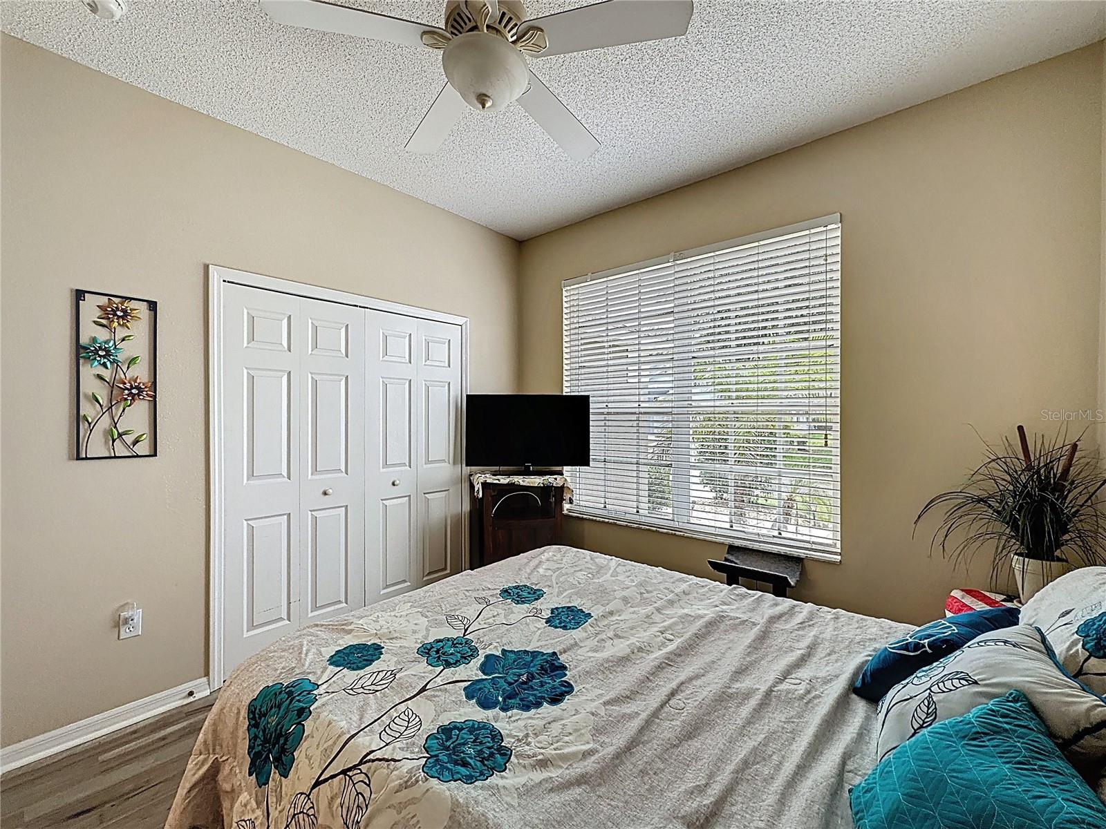 Image 35 of 98 For 1364 Rebecca Drive