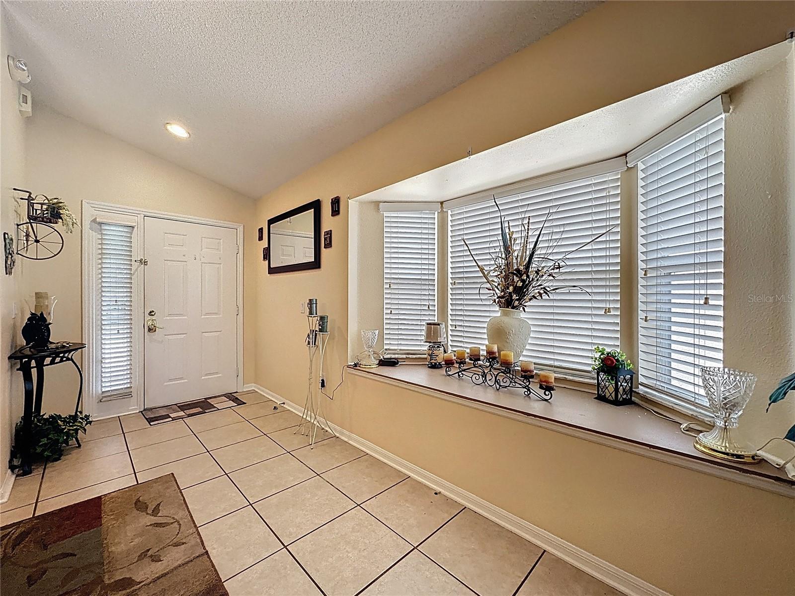 Image 6 of 98 For 1364 Rebecca Drive