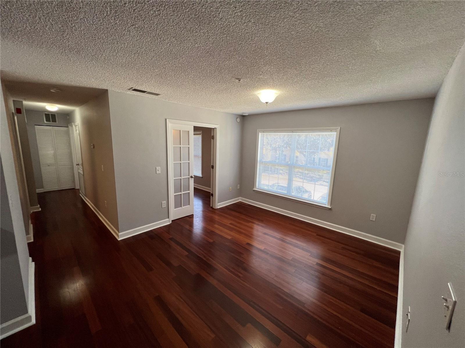 Image 5 of 43 For 2035 Dixie Belle Drive 2035g