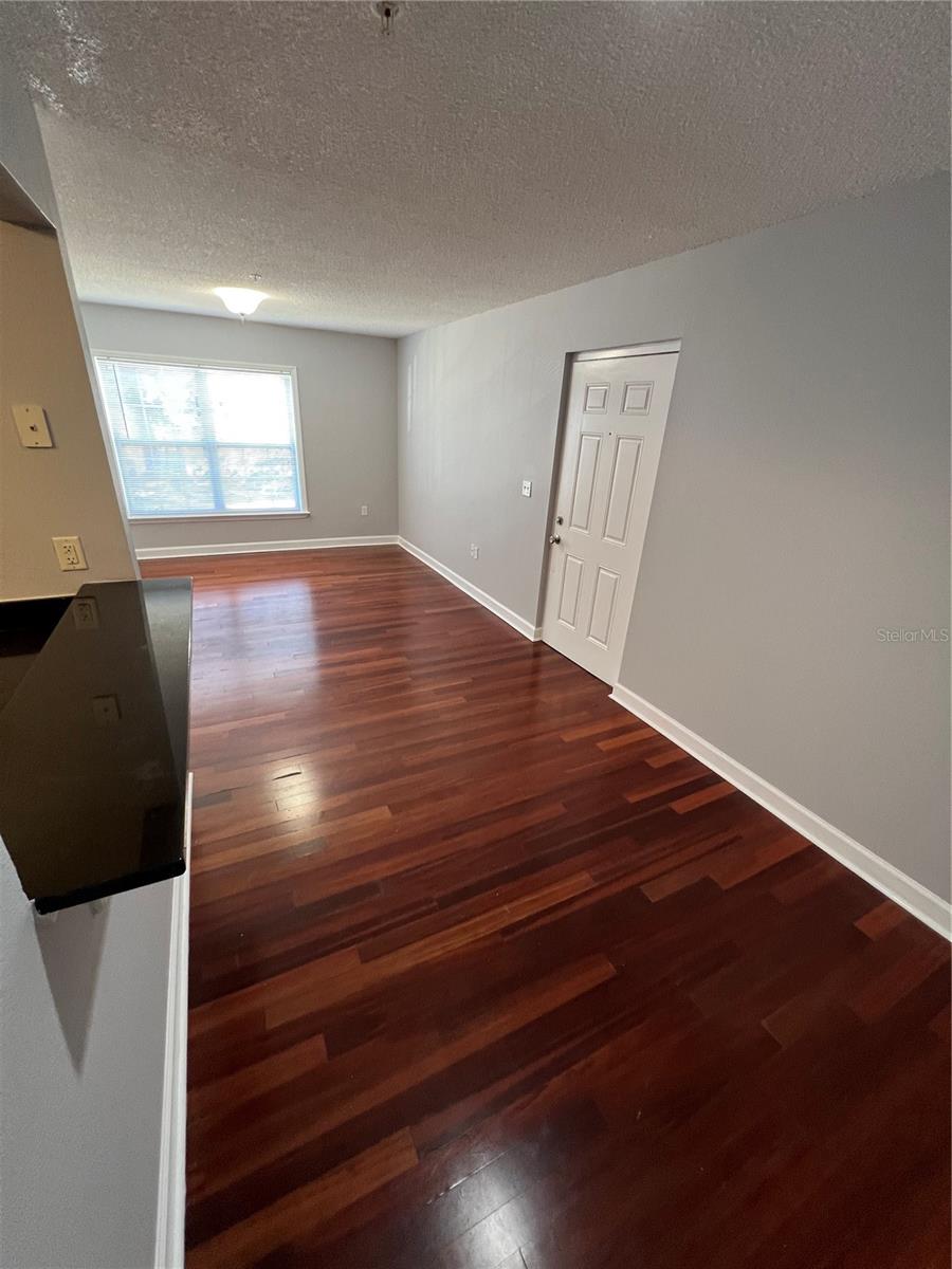 Image 8 of 43 For 2035 Dixie Belle Drive 2035g