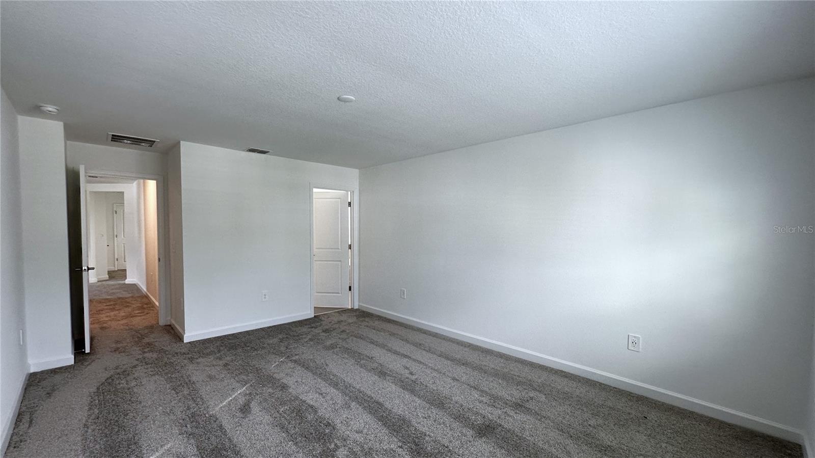 Image 16 of 36 For 2935 Camden Way