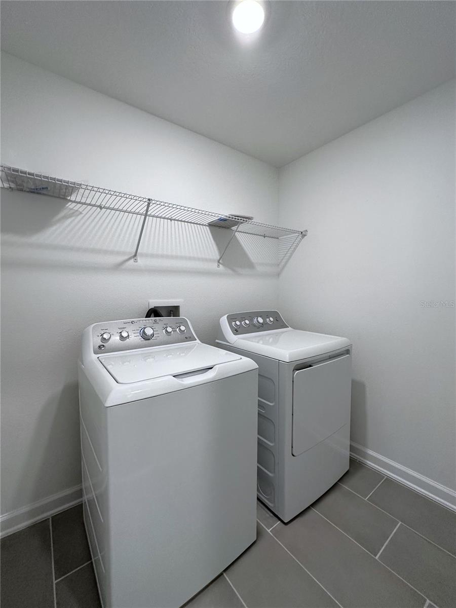 Image 30 of 36 For 2935 Camden Way