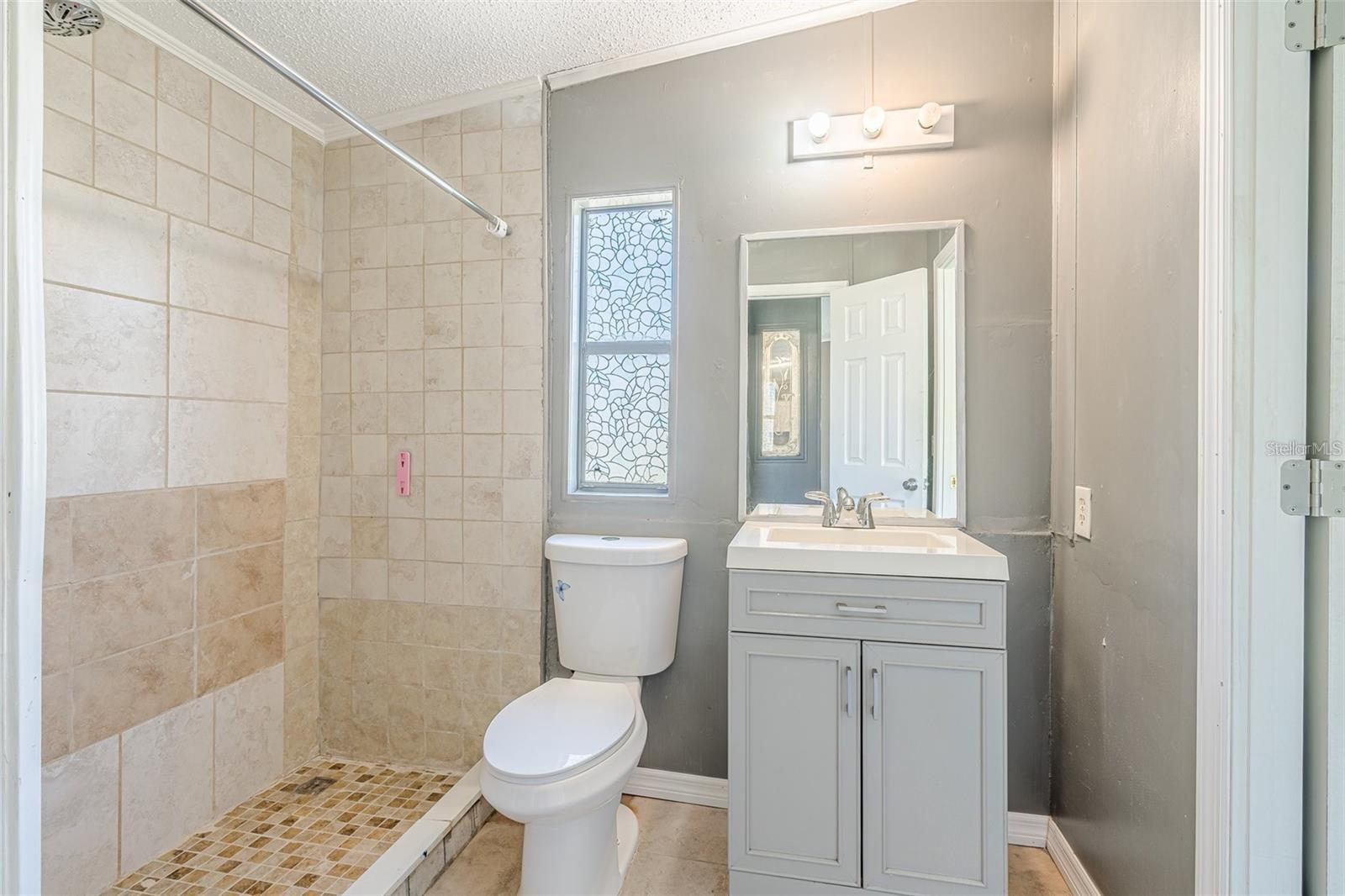 Image 17 of 33 For 4960 Tuscaroa Avenue