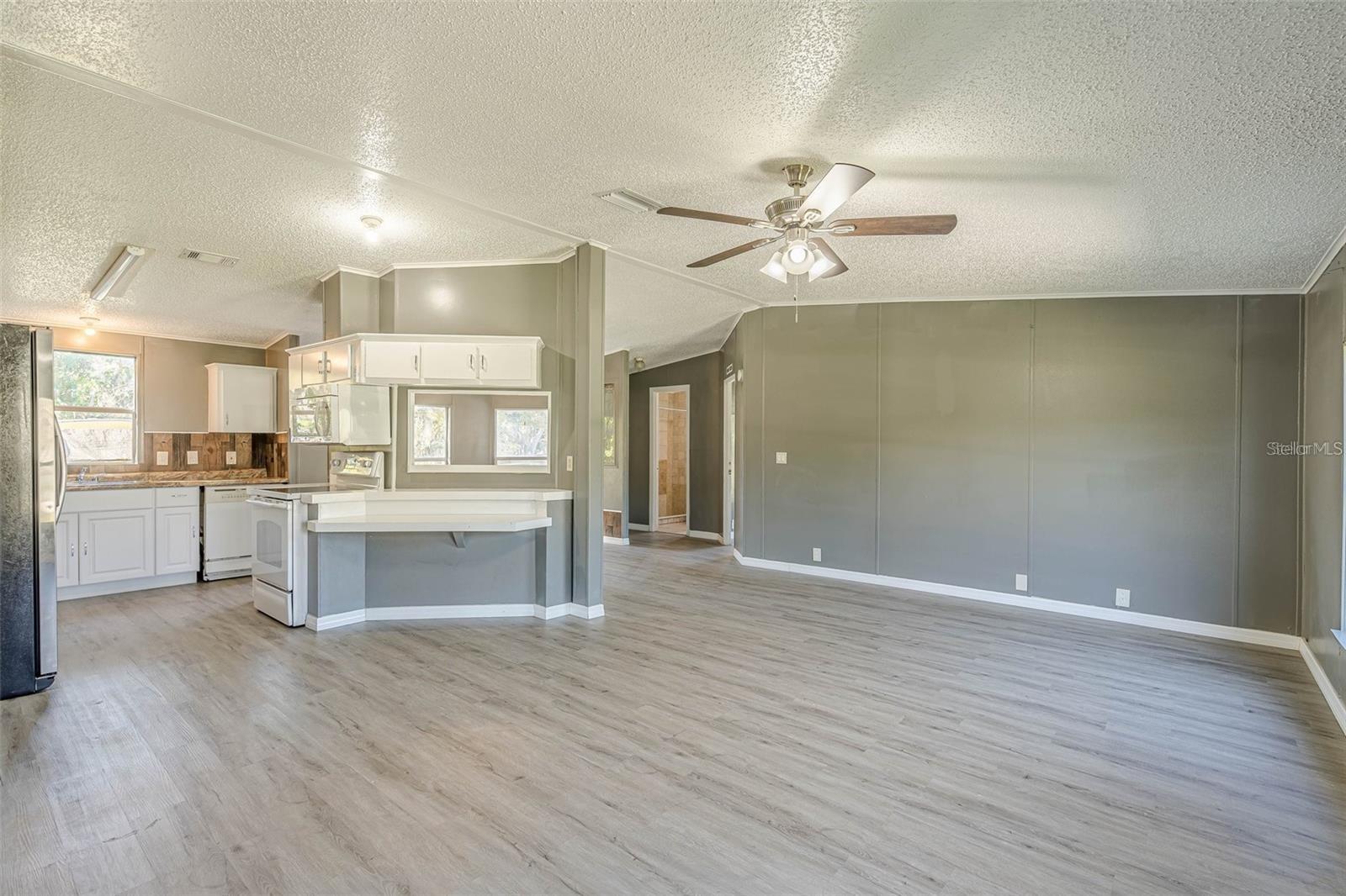 Image 8 of 33 For 4960 Tuscaroa Avenue