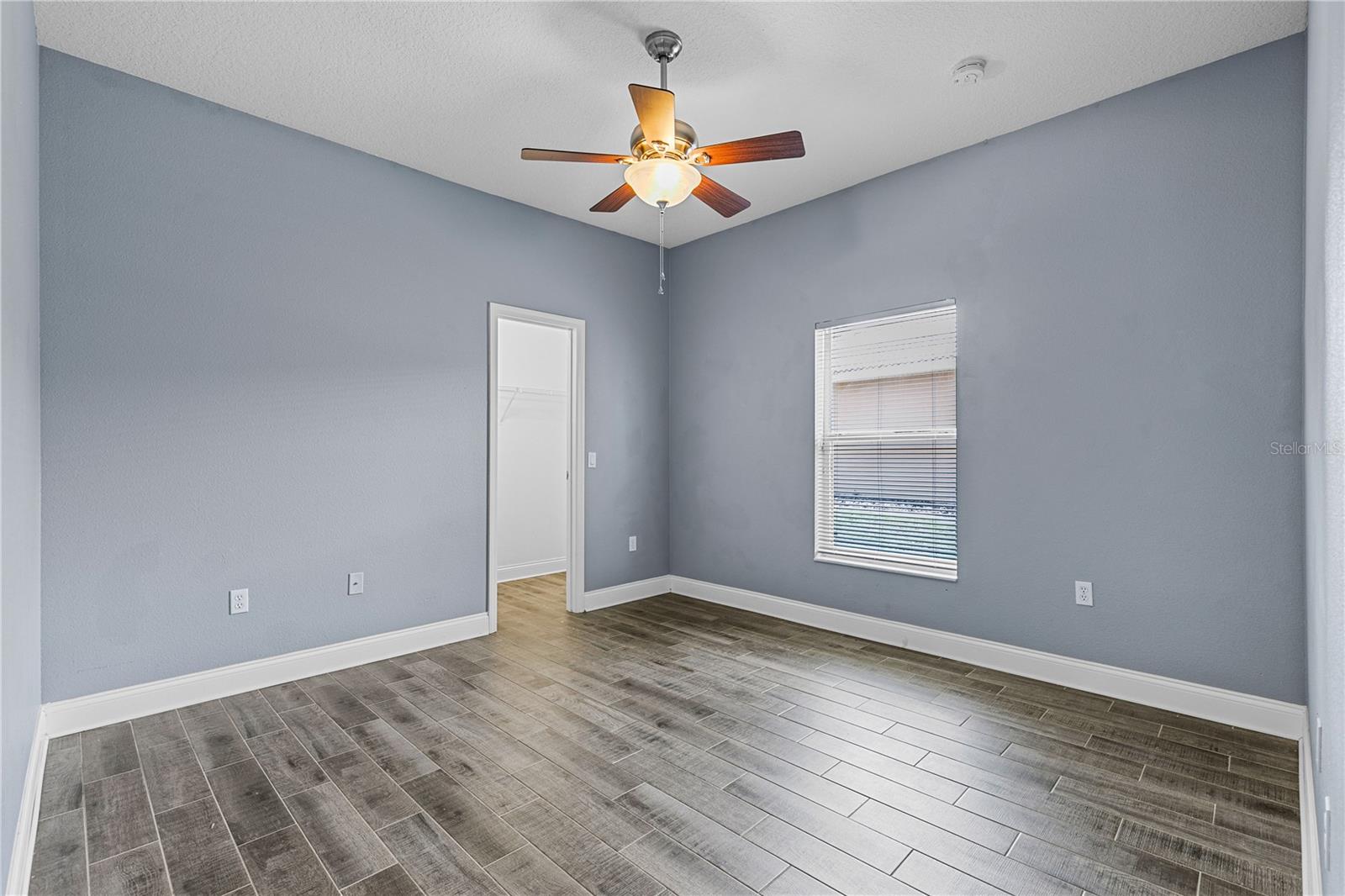 Image 30 of 47 For 3427 Harborside Court