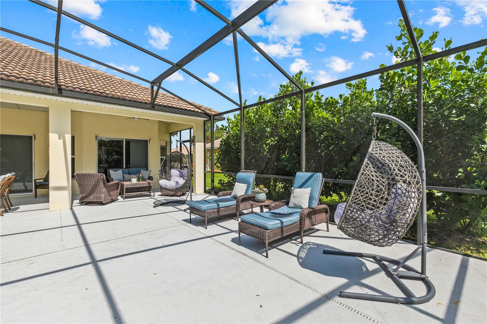 Image 36 of 47 For 3427 Harborside Court
