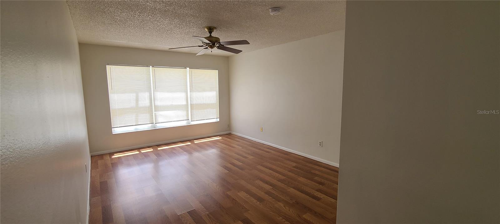 Image 18 of 33 For 2916 Pembridge Street