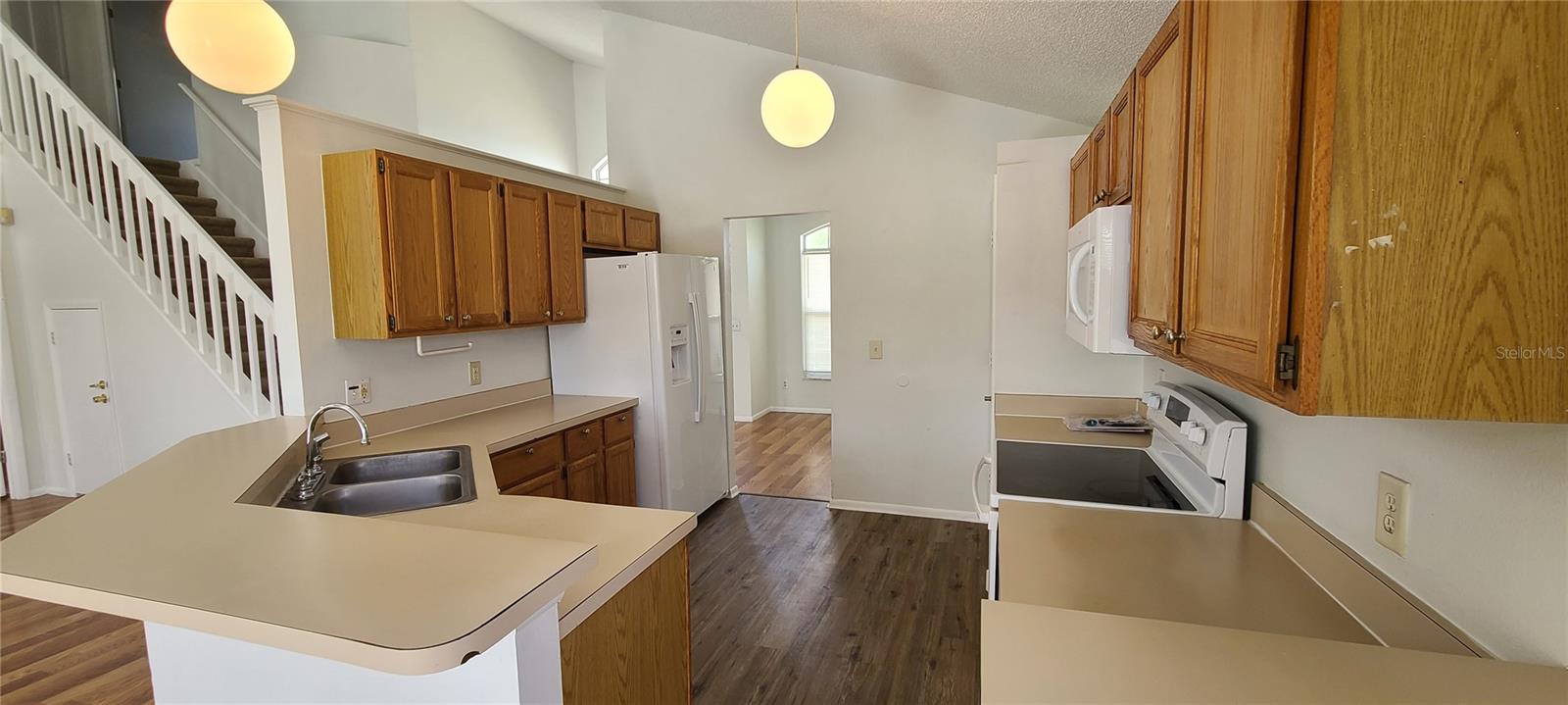Image 6 of 33 For 2916 Pembridge Street