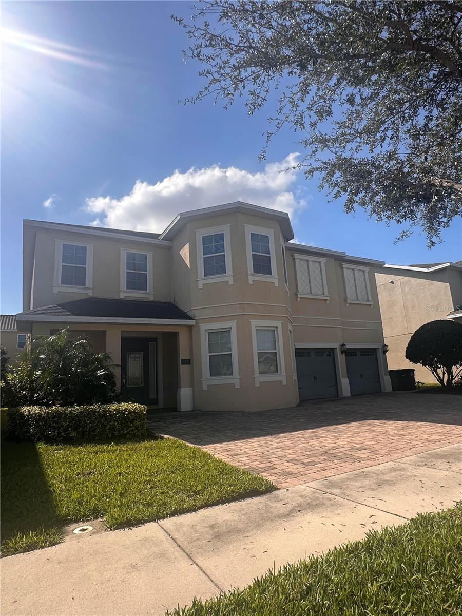 Listing Details for 7616 Brookhurst Lane, KISSIMMEE, FL 34747