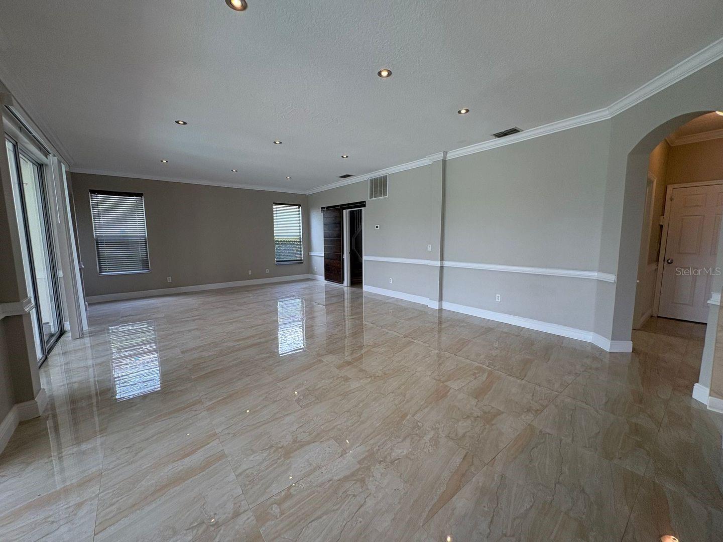 Image 18 of 49 For 2516 Chapala Drive
