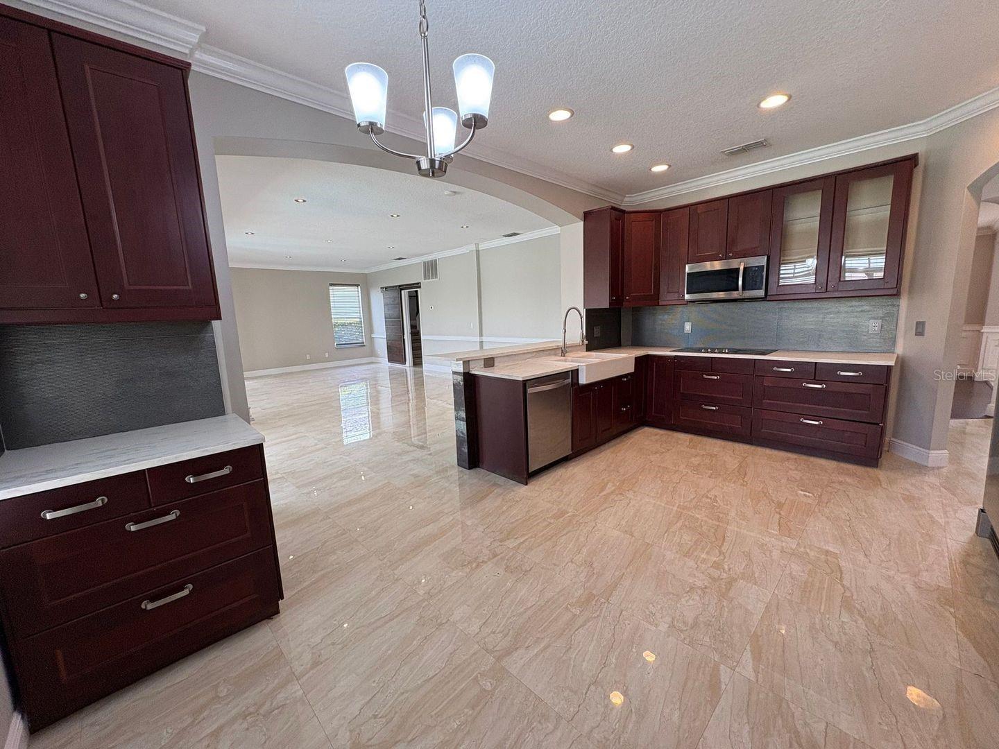 Image 20 of 49 For 2516 Chapala Drive