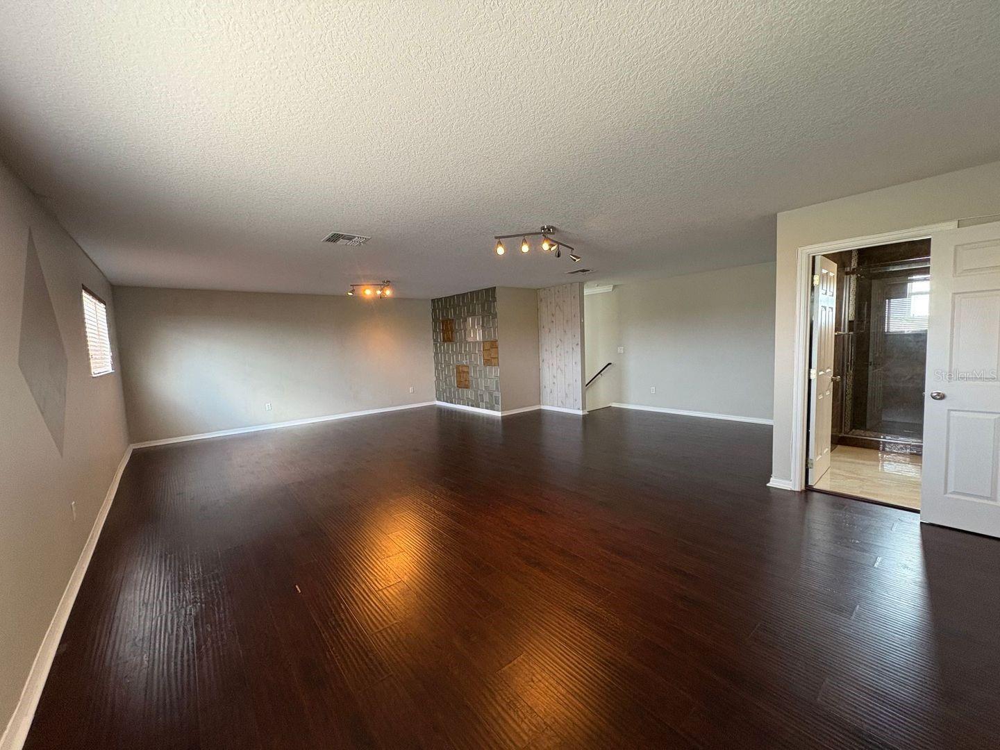 Image 25 of 49 For 2516 Chapala Drive