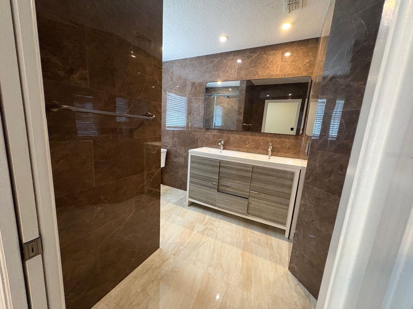 Image 45 of 49 For 2516 Chapala Drive