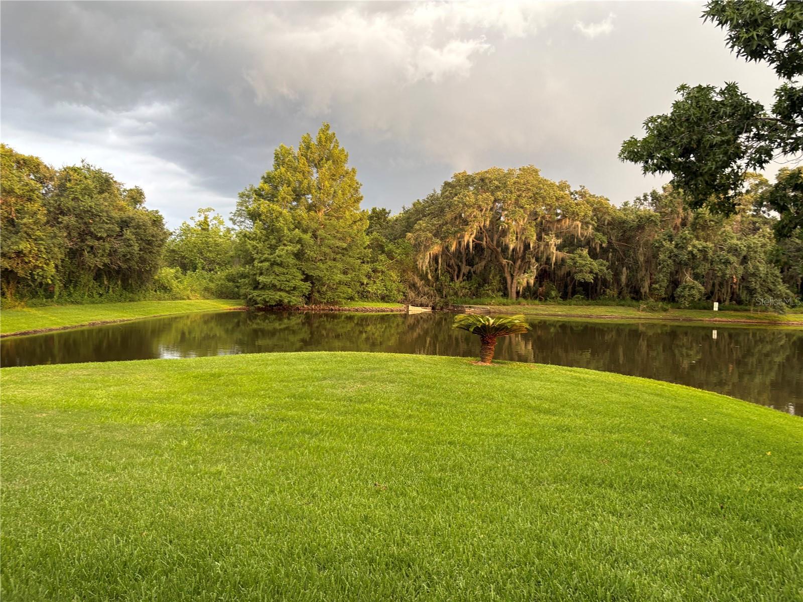 Listing photo id 3 for 1164 Jade East Lane