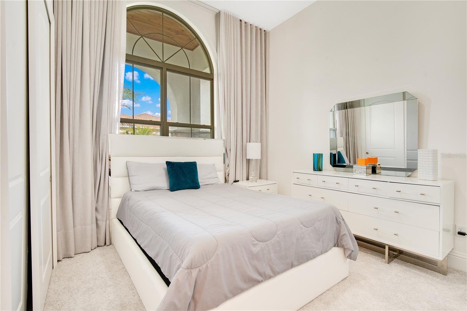 Image 16 of 56 For 13809 Abberwick Drive