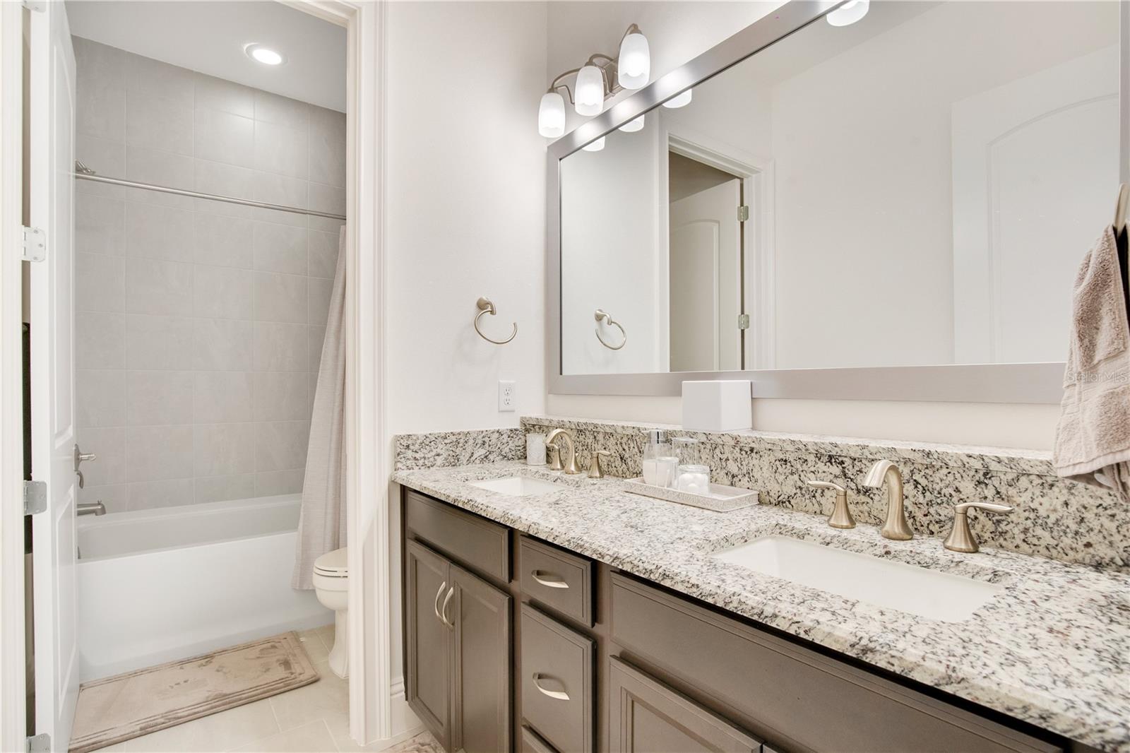 Image 18 of 56 For 13809 Abberwick Drive