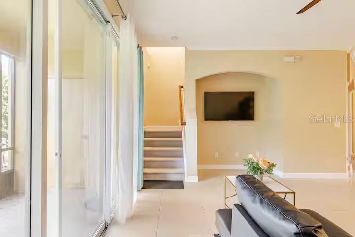 Image 10 of 21 For 3041 Ashland Lane S