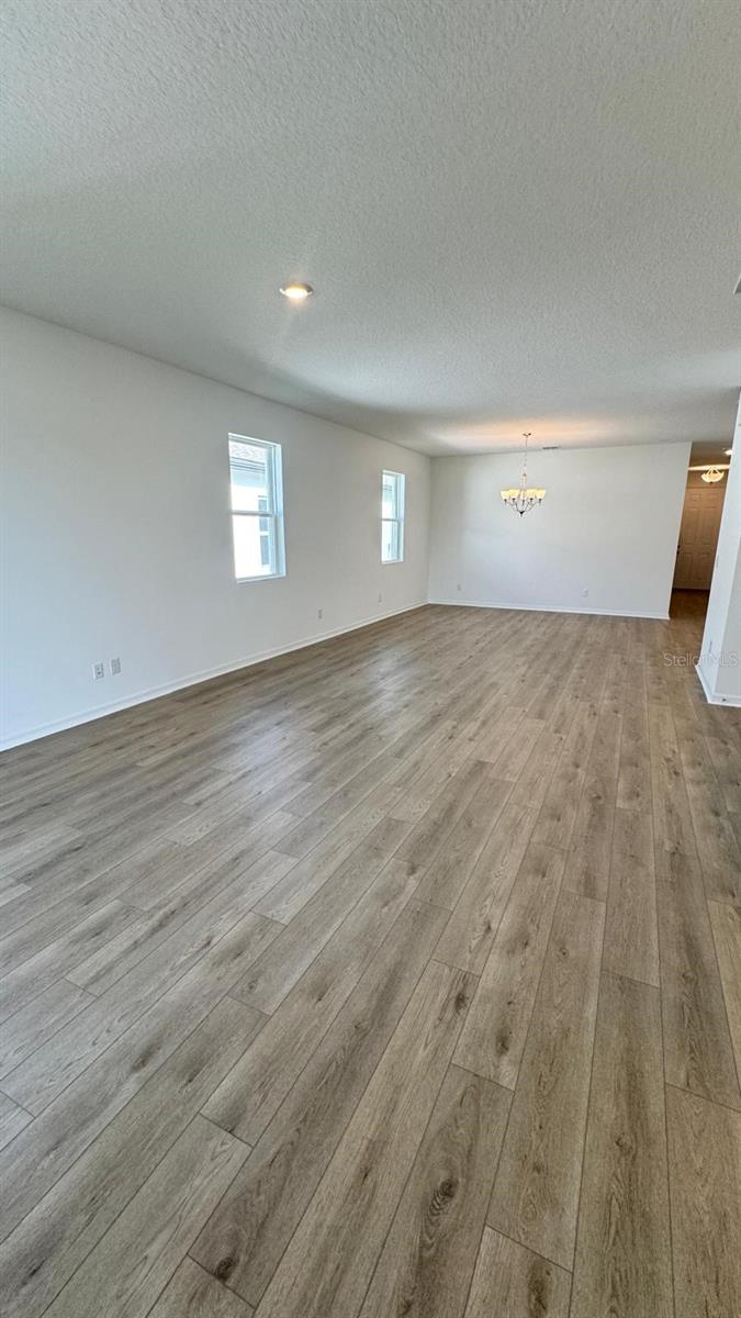 Image 7 of 18 For 5746 Cattle Ranch Dr