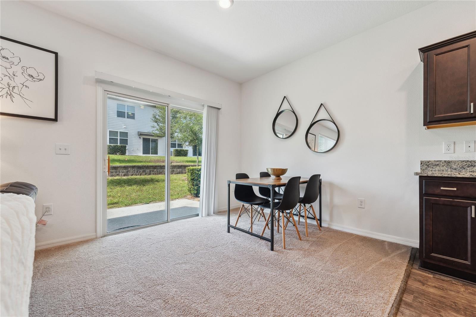 Image 13 of 36 For 955 Grandin Street