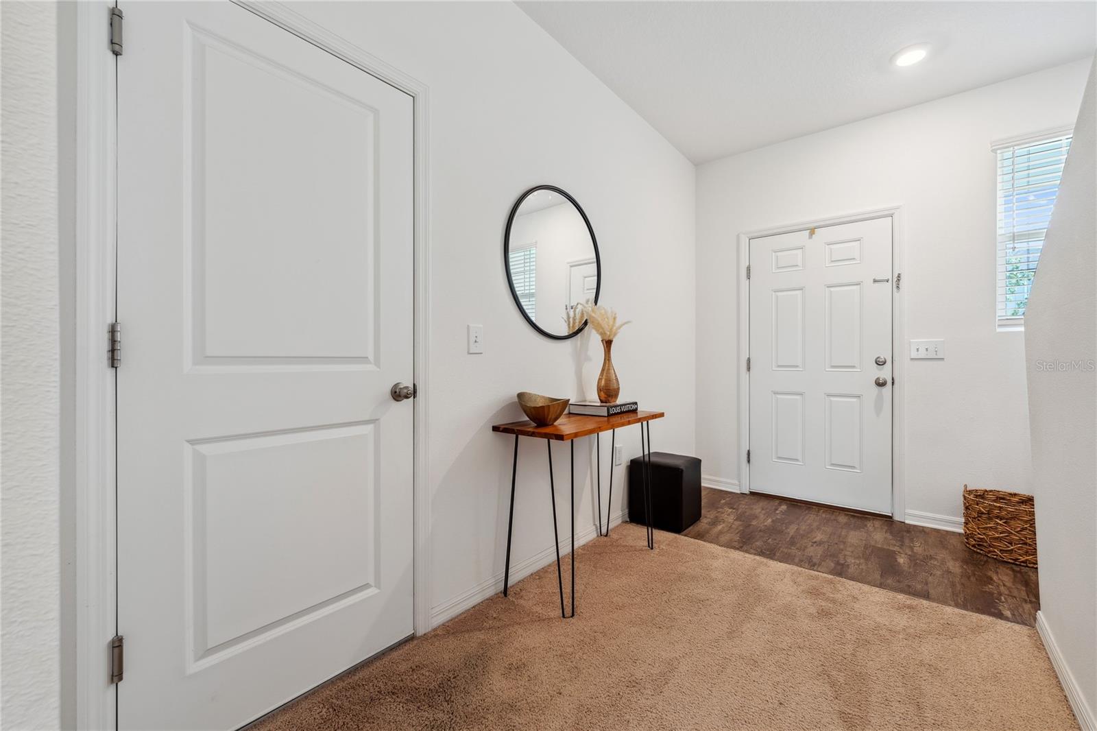 Image 15 of 36 For 955 Grandin Street