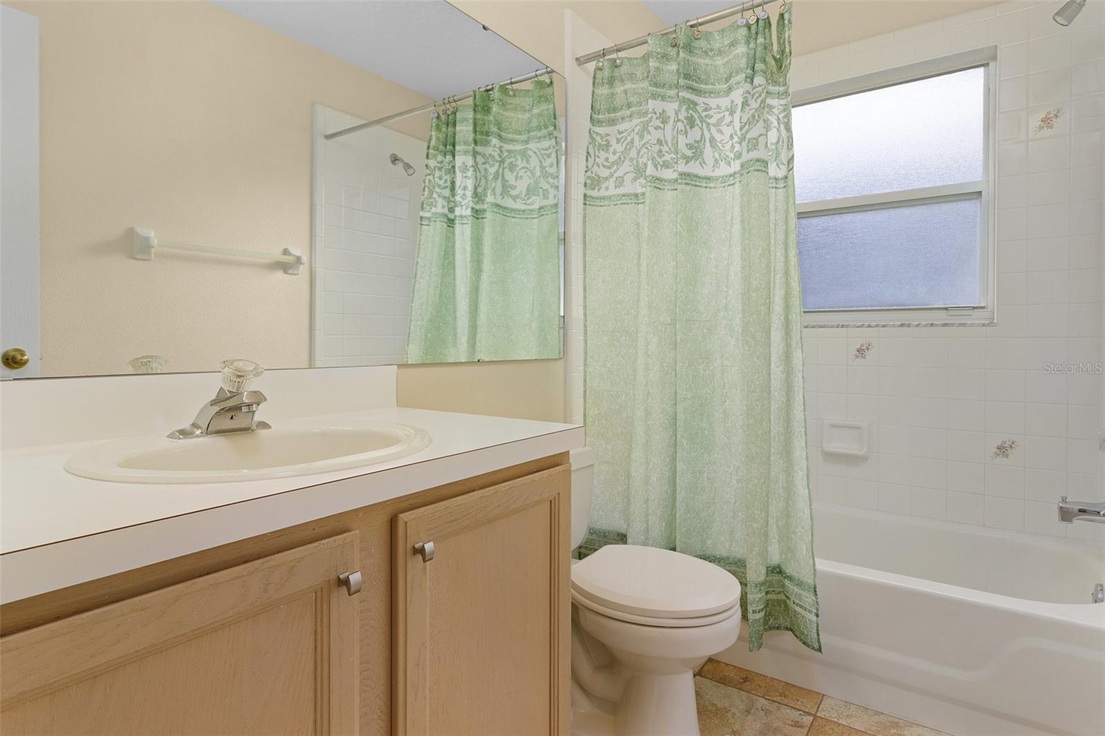 Listing photo id 32 for 2936 Twin Oaks Drive