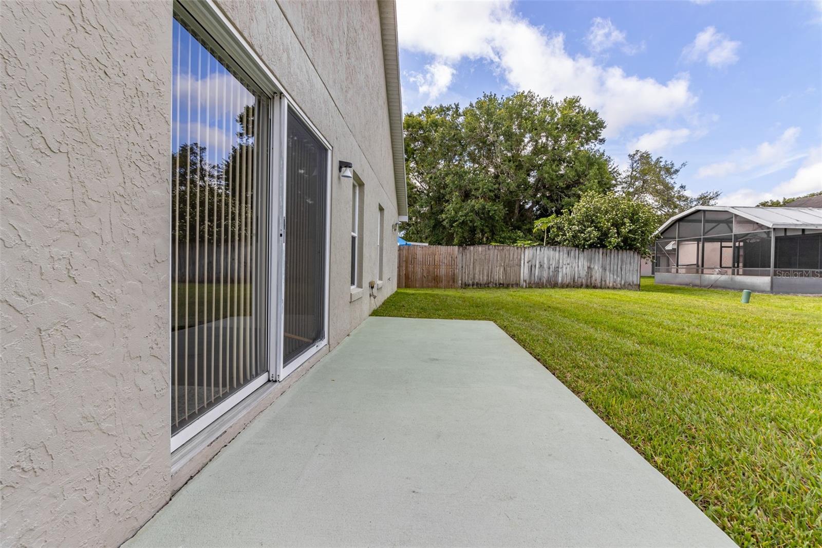 Listing photo id 40 for 2936 Twin Oaks Drive